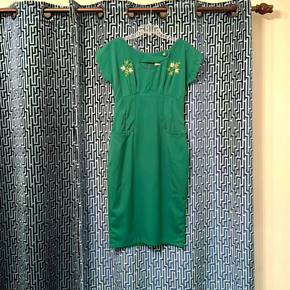 Bettie Page by Tatyana Pinup Style Green Wiggle Dress